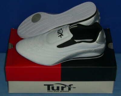 Macho basic white shoe